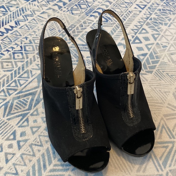 Michael Kors Zip-Up Heels - Picture 2 of 7